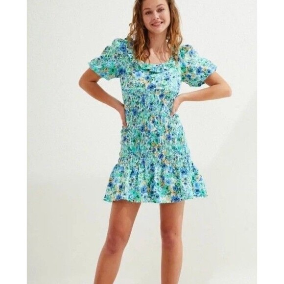 Zara Floral Print Puff Sleeve Smocked Mini Dress Size XS Blogger Favorite Blue - Picture 1 of 8